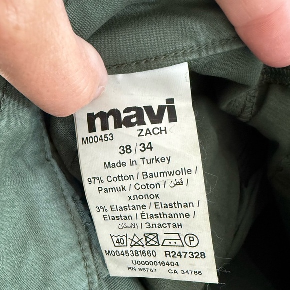 Mavi Zach jeans 38 x 34 in excellent like-new condition green - Picture 6 of 7